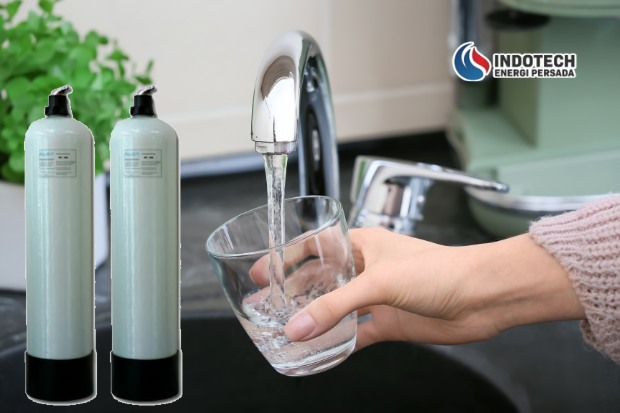 Tips menjaga kualitas air tetap bersih dan aman dengan membersihkan toren serta menggunakan filter air secara rutin.